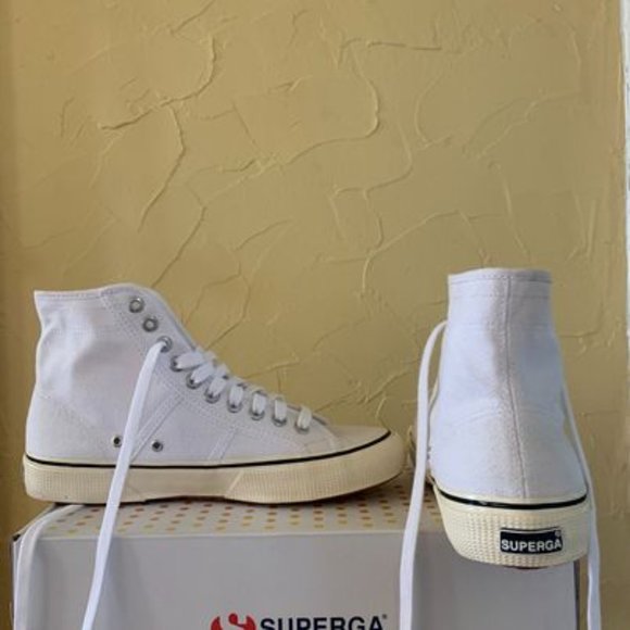 Superga High Tops, White Sneaker NWT - Picture 3 of 6